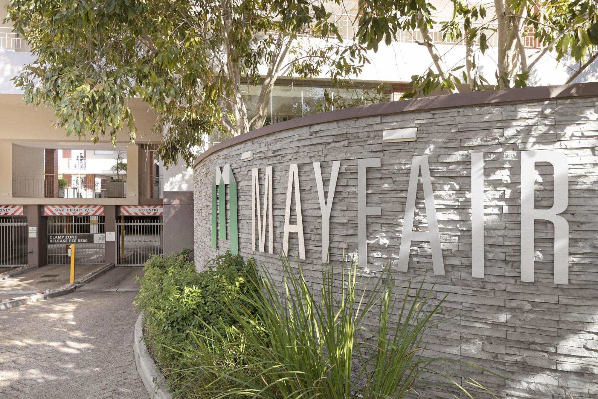 Mayfair Luxury 212